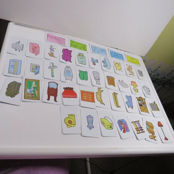 4 Picture Card Games 1972 Milton Bradley #7579 LIKE NEW CARDS, ALL PIECES - Picture 9 of 16